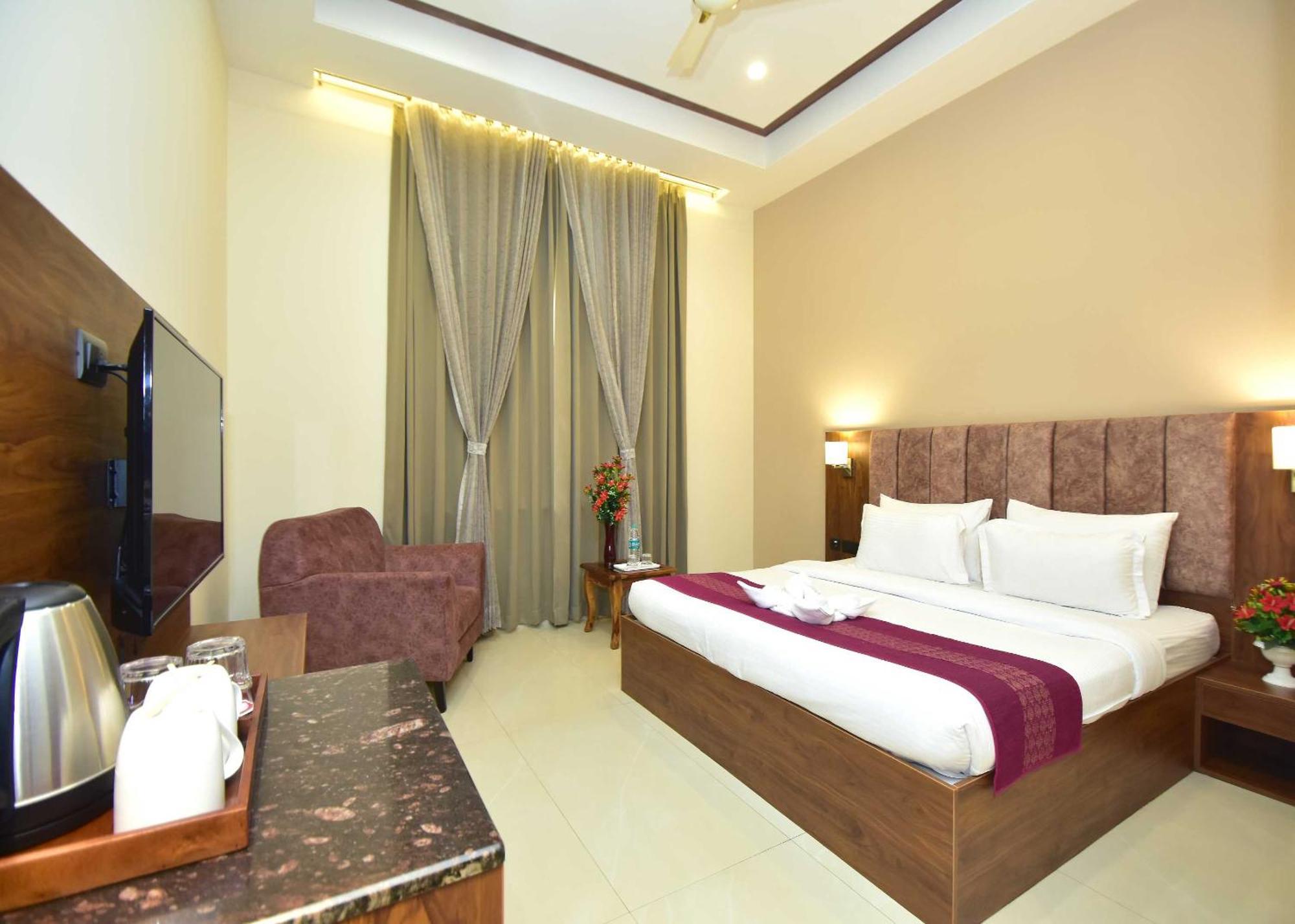 Hotel Shyamleela Khatu Экстерьер фото