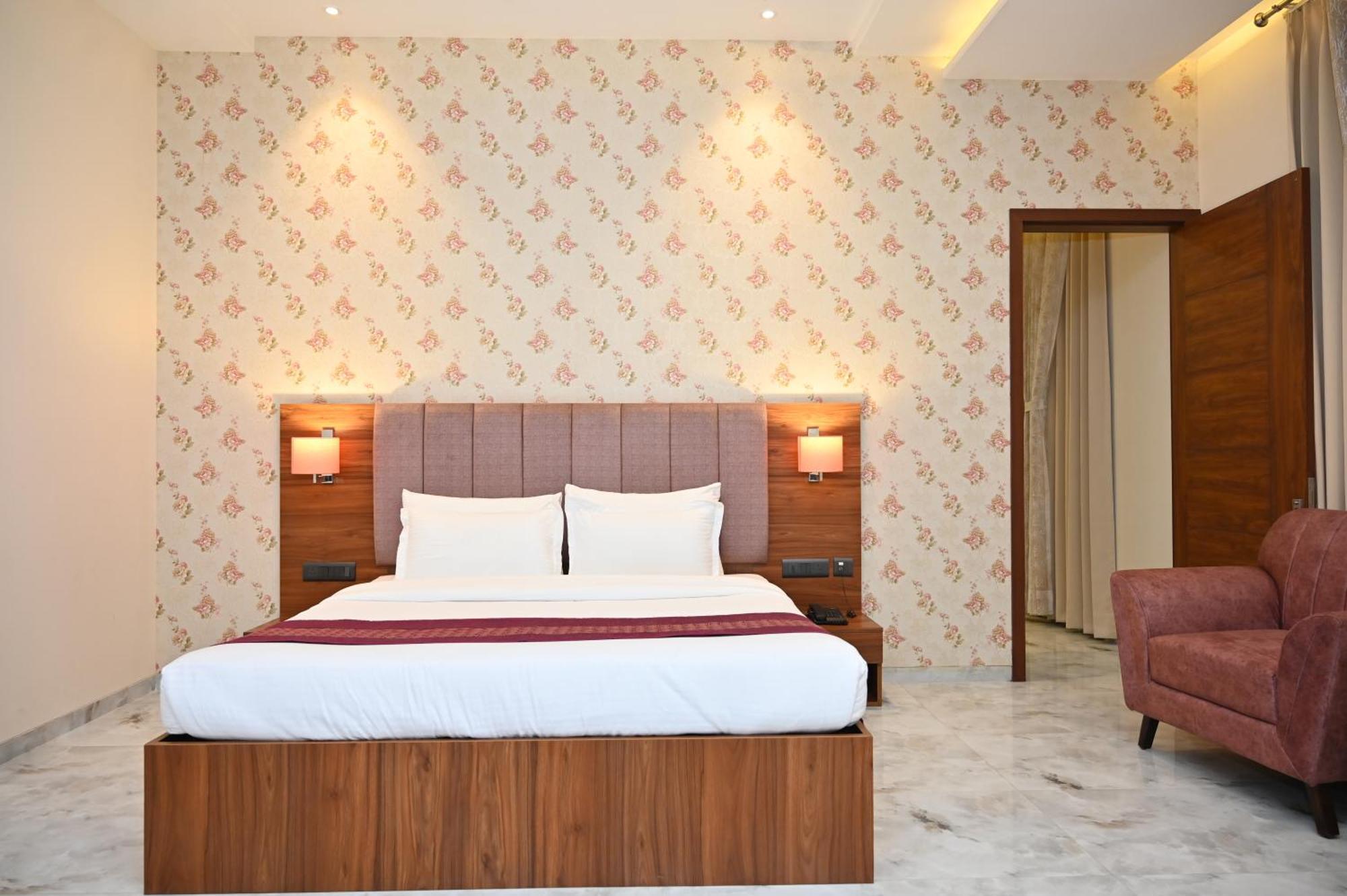 Hotel Shyamleela Khatu Экстерьер фото