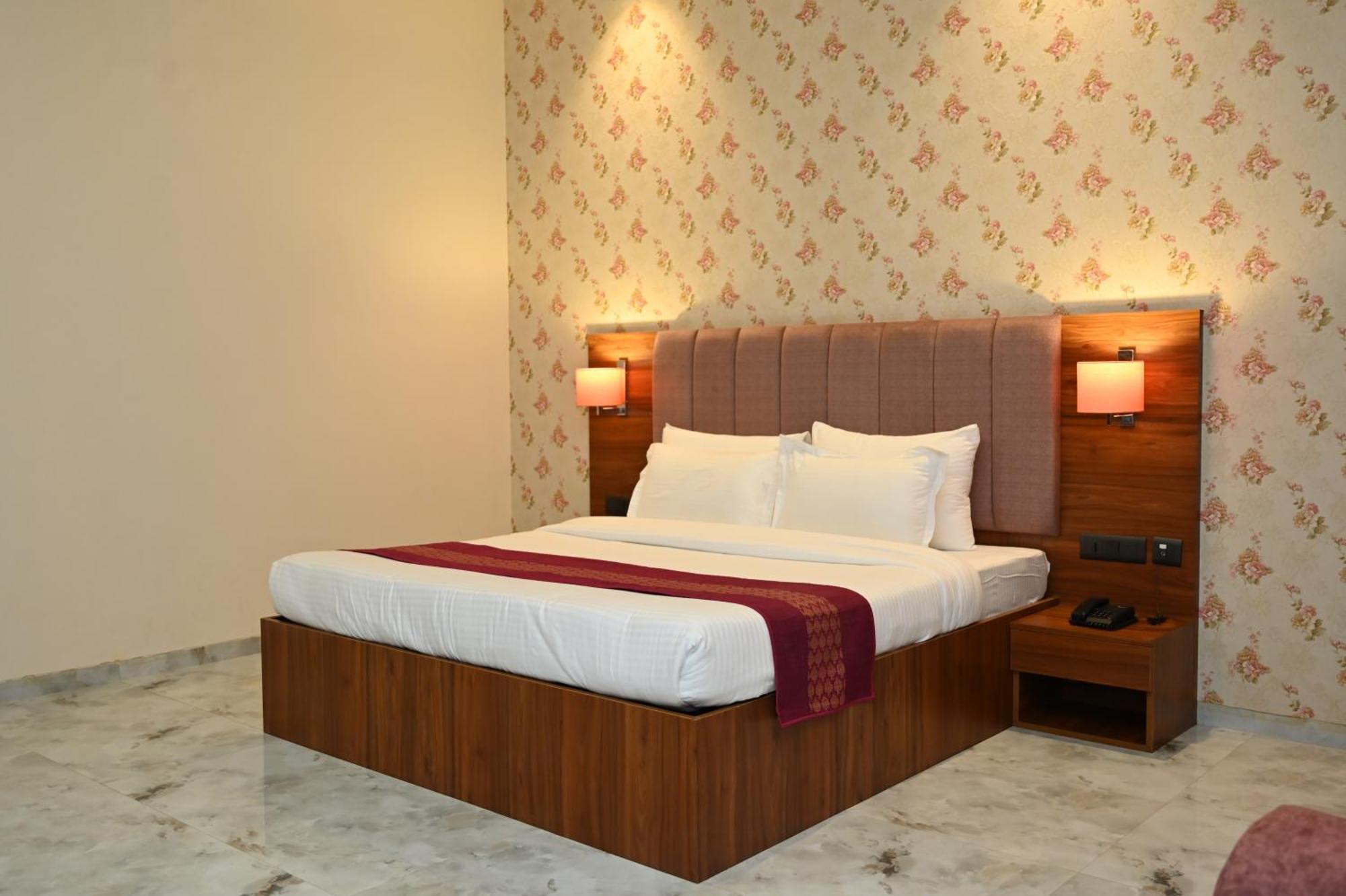 Hotel Shyamleela Khatu Экстерьер фото
