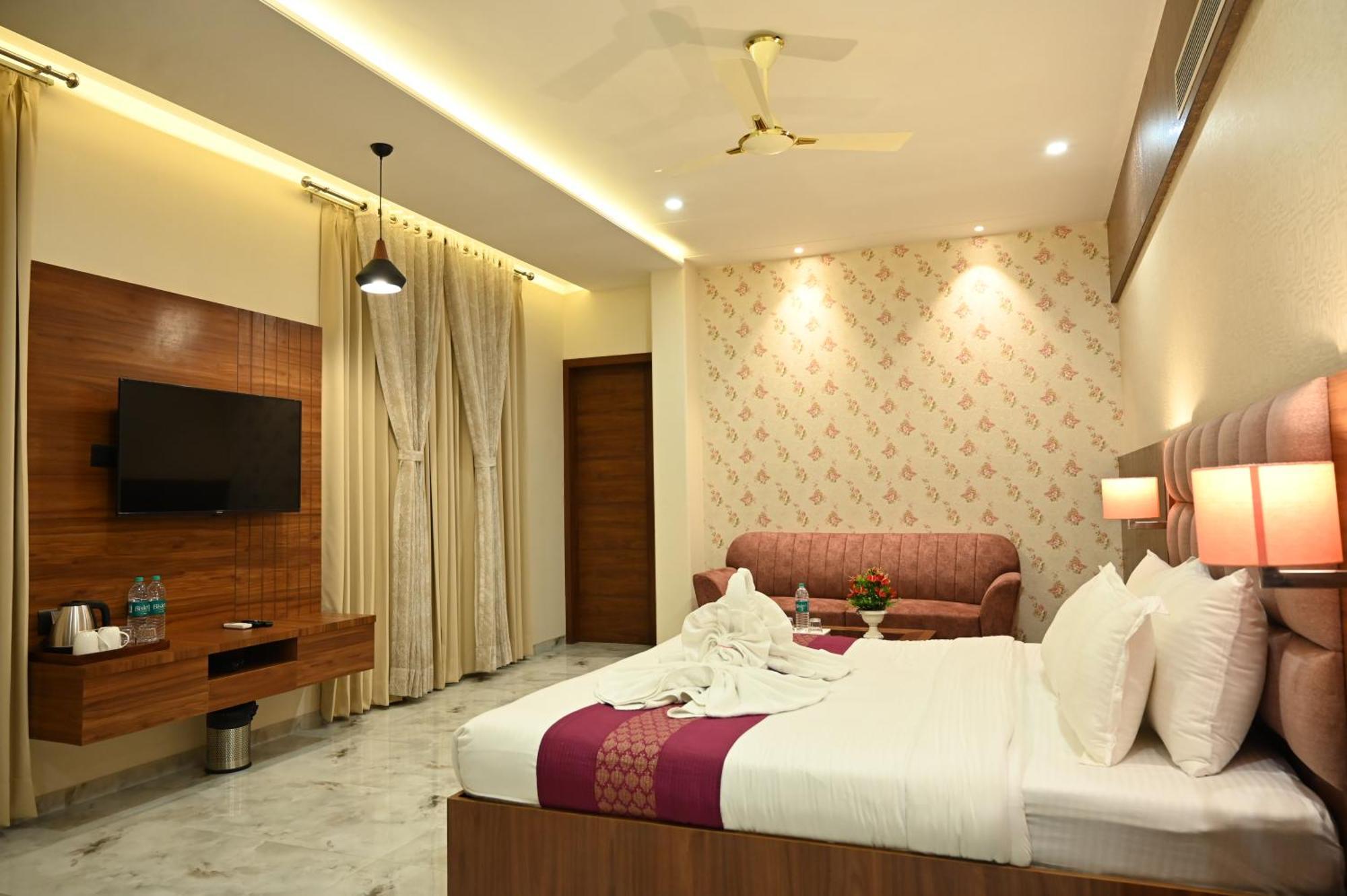 Hotel Shyamleela Khatu Экстерьер фото