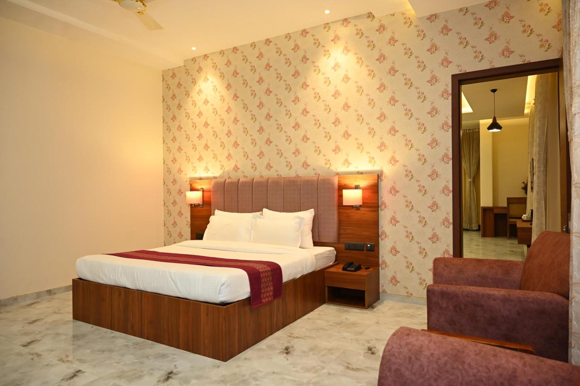 Hotel Shyamleela Khatu Экстерьер фото