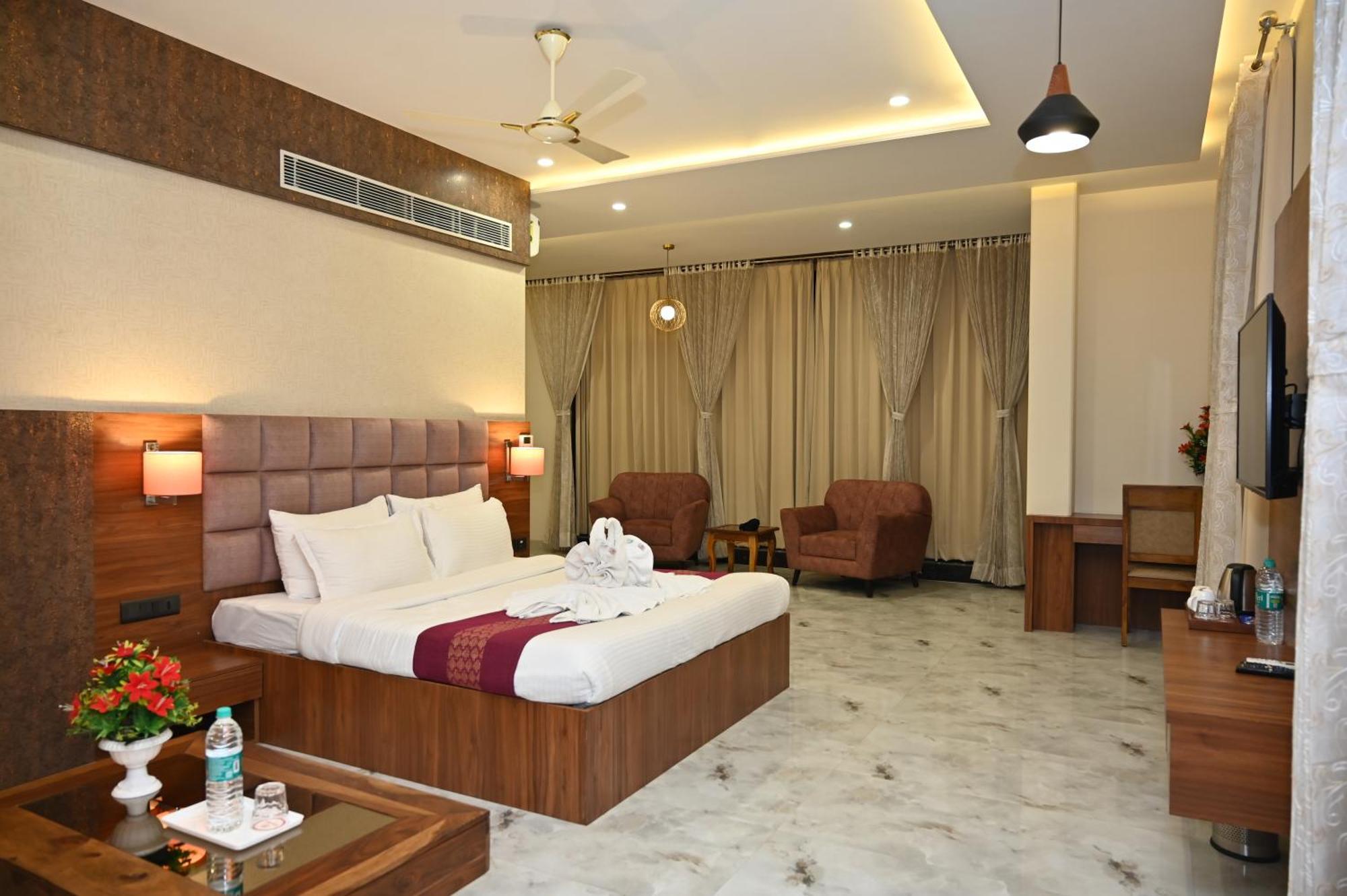 Hotel Shyamleela Khatu Экстерьер фото