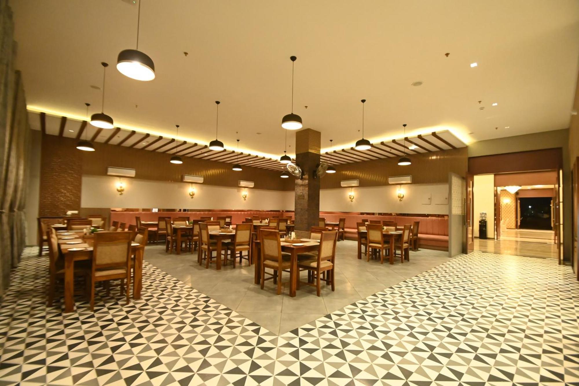 Hotel Shyamleela Khatu Экстерьер фото